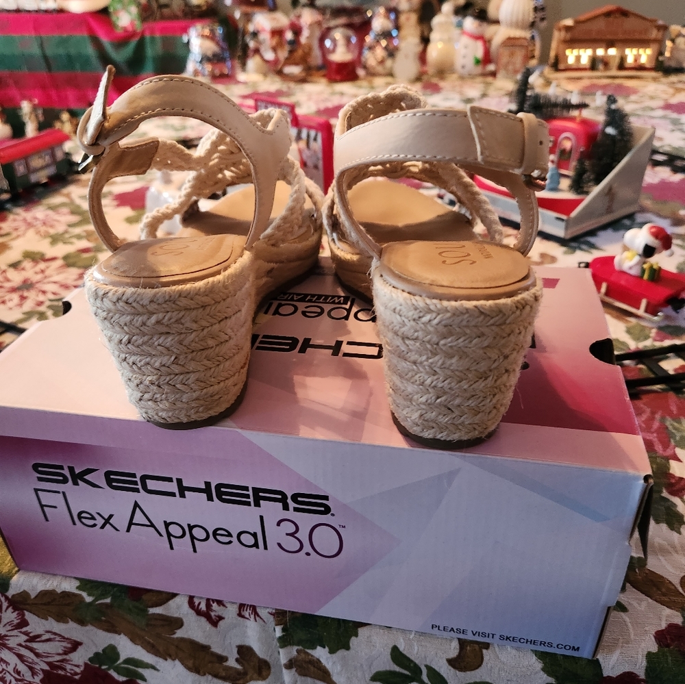 Cream rope wedges